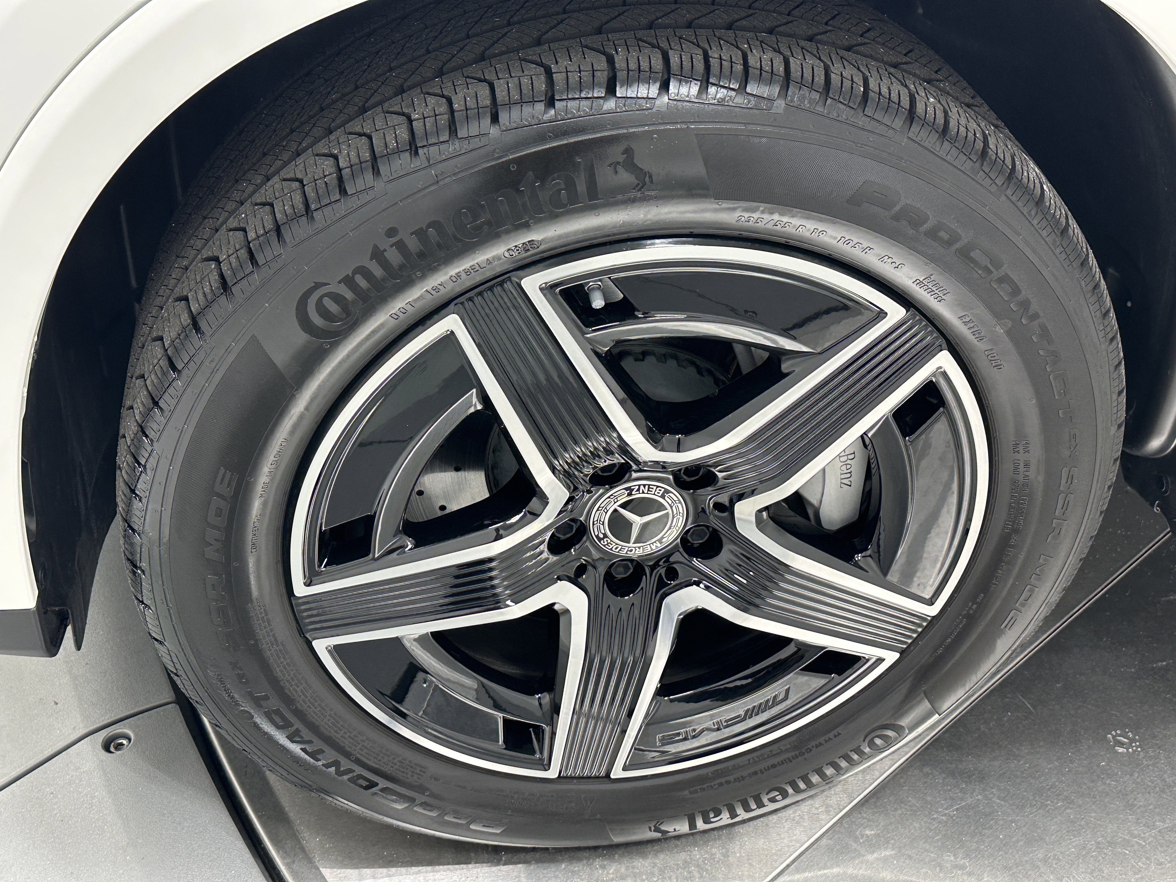 2025 Mercedes-Benz GLC Base - Photo 13