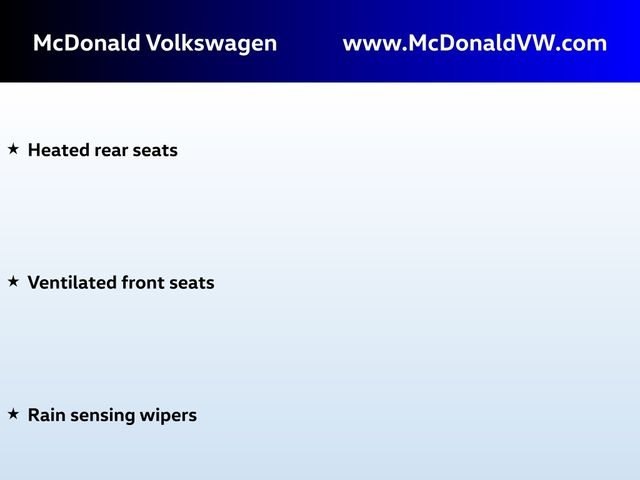 Used 2023 Blue Volkswagen 2.0T image 10