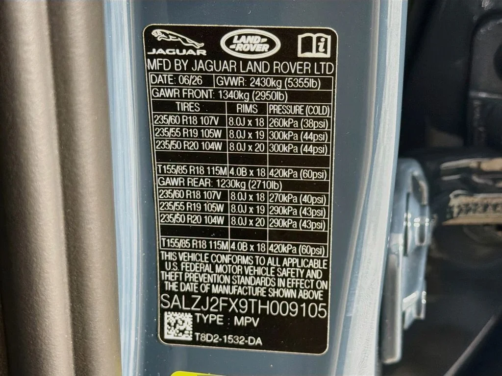 New 2026 Tribeca Blue Land Rover S image 34