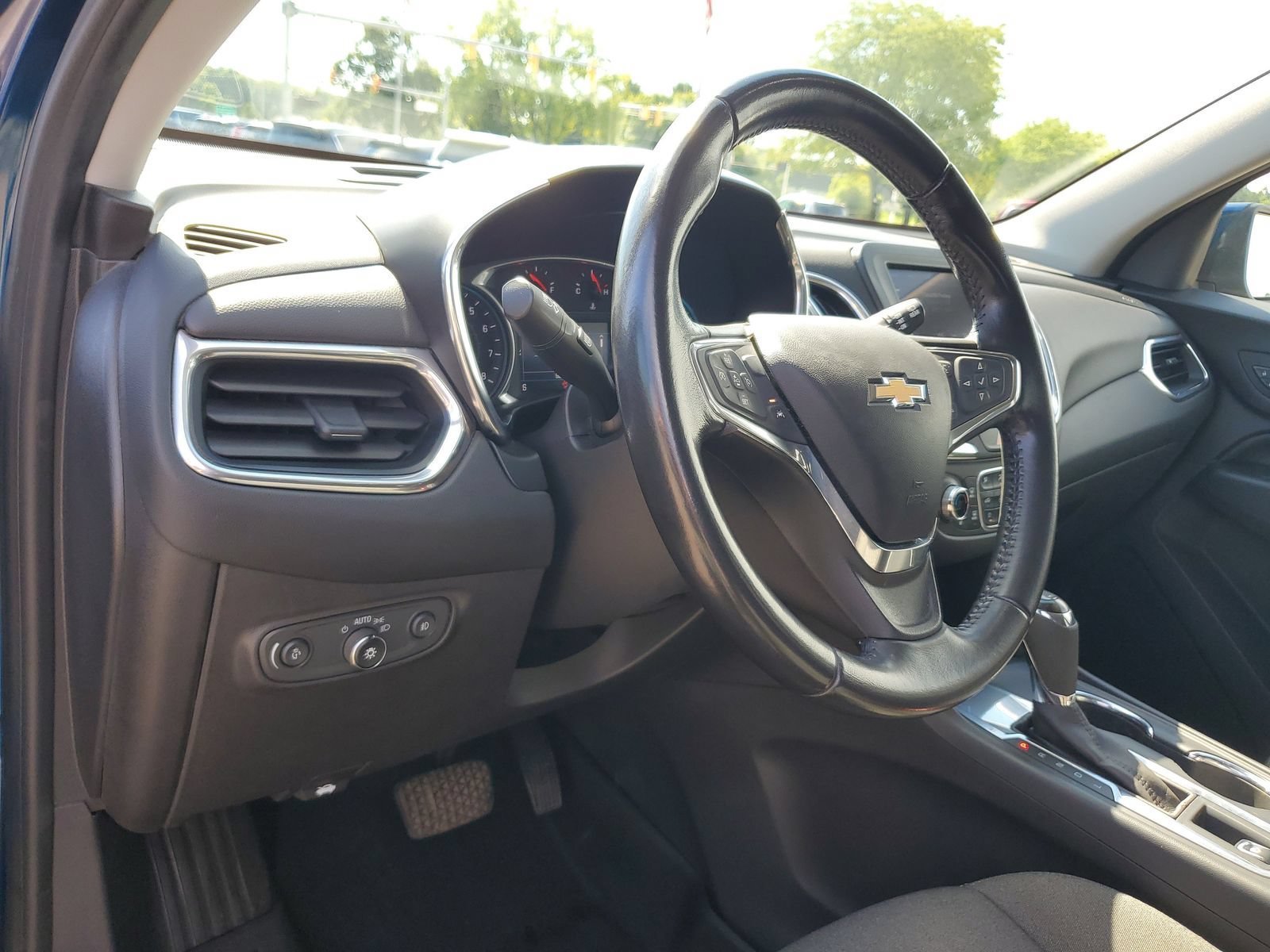 Used 2020 Blue Chevrolet LT image 15