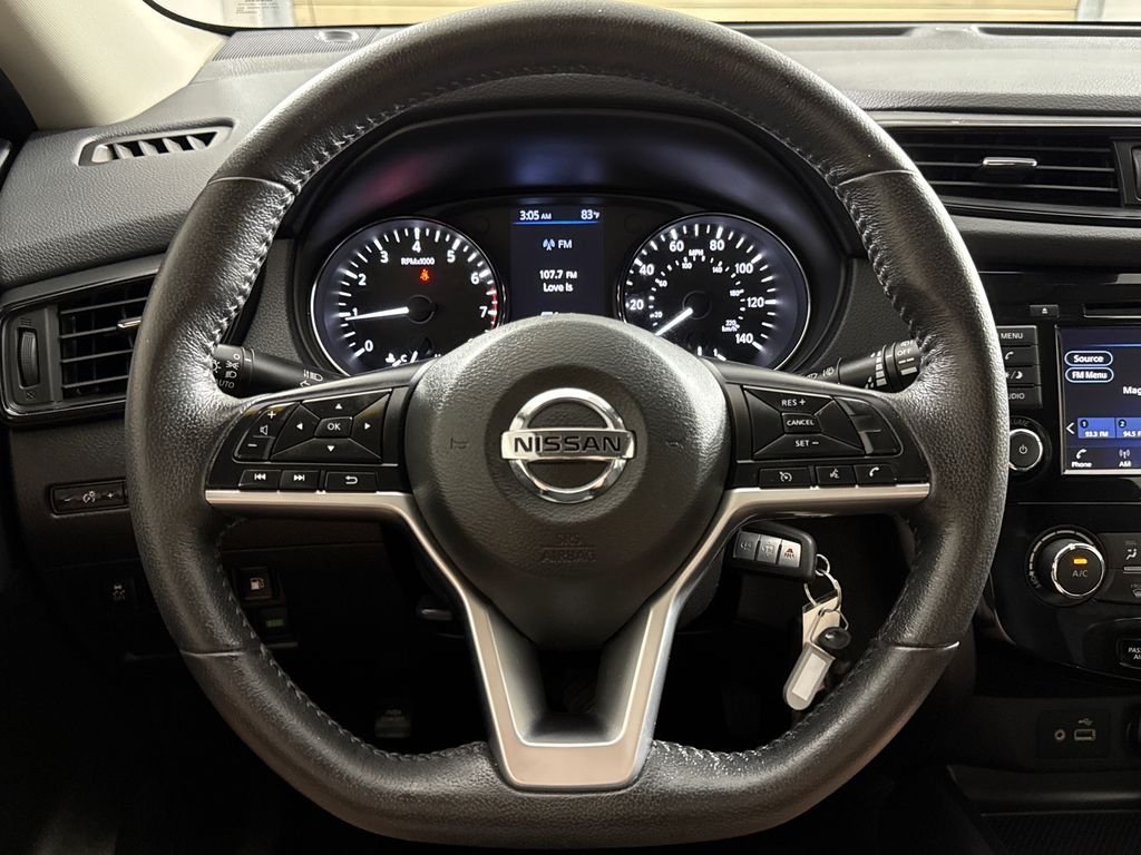 Used 2019 Silver Nissan S image 14