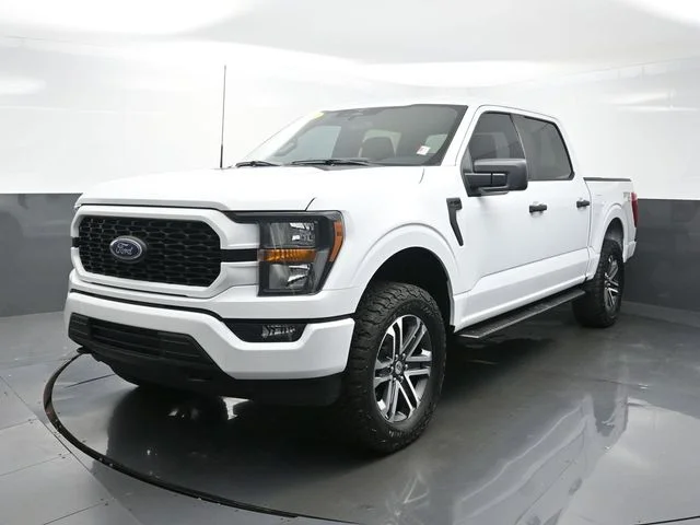 Used 2023 White Ford XL image 3