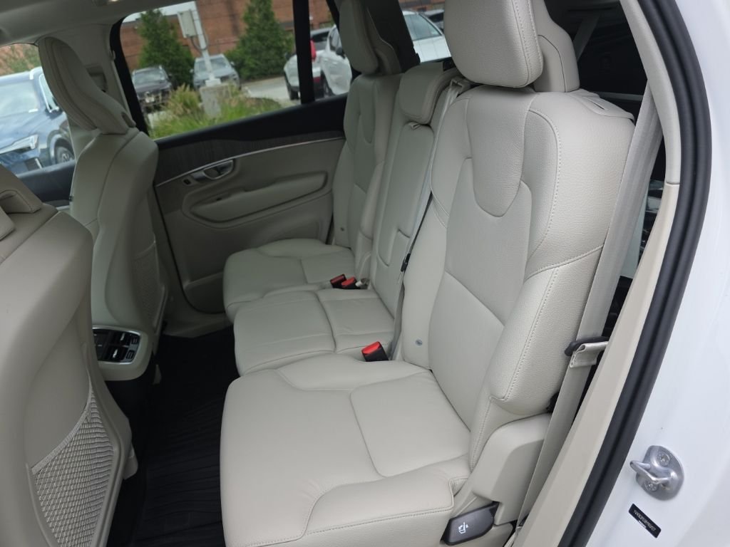 Used 2024 White Volvo B6 Plus Bright Theme image 7