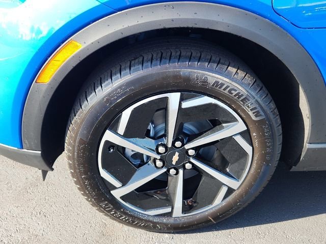 New 2026 Riptide Blue Metallic Chevrolet LT image 5