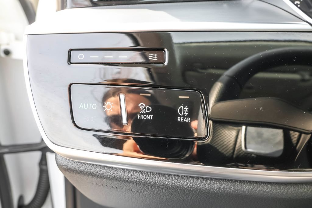 2023 Audi S8 Base - Photo 21