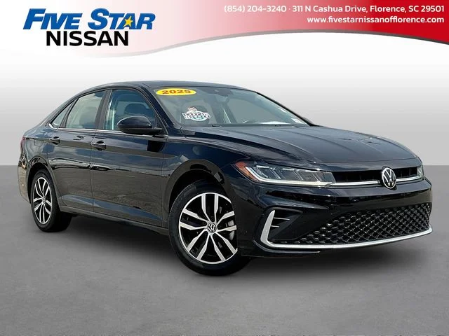 Used 2025  Volkswagen 1.5T SE image 1