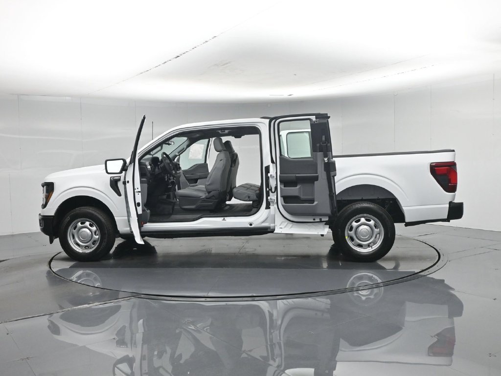 New 2026 Oxford White Ford XL image 34