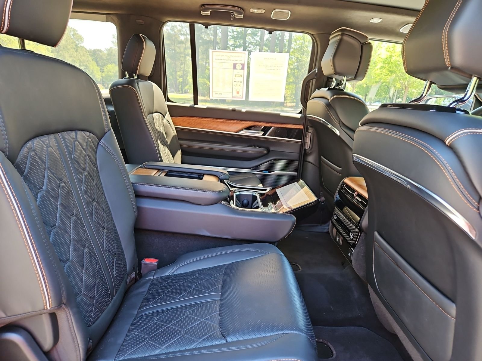 Used 2024 Black Jeep Series III image 17