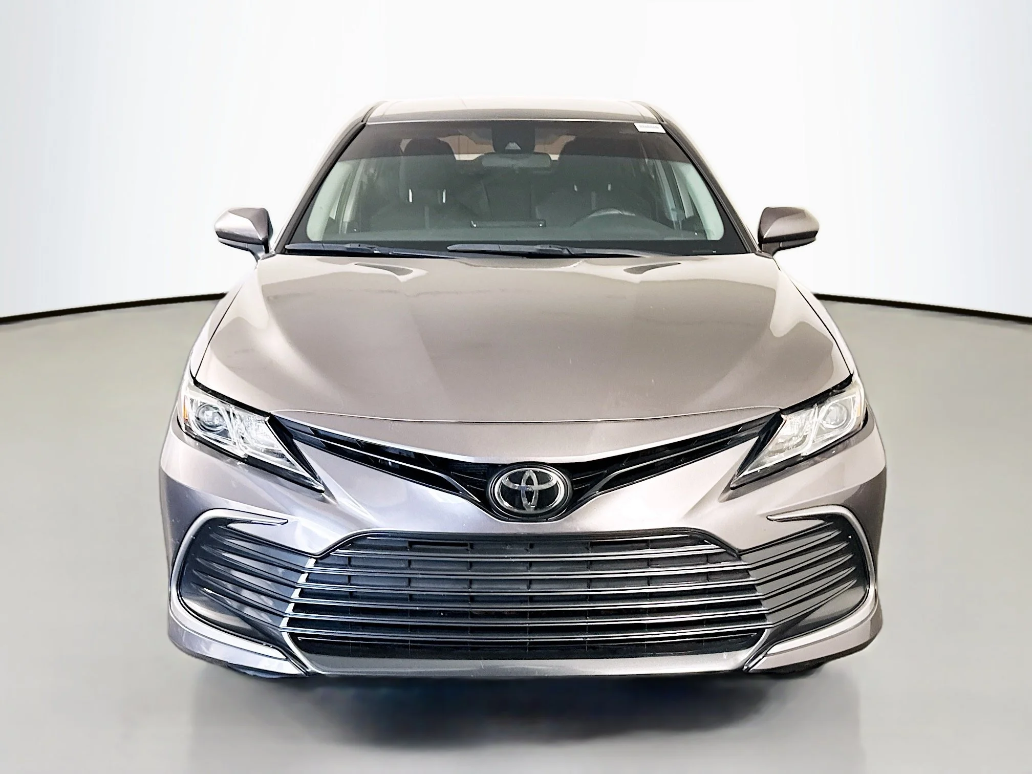 Used 2022 Predawn Gray Mica Toyota LE image 2