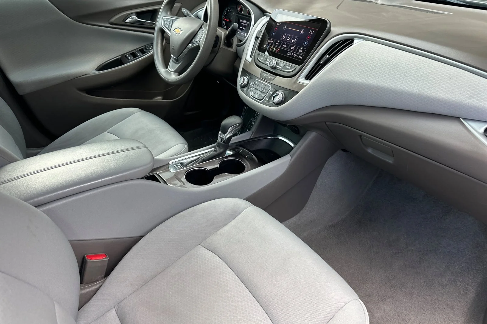 Used 2024 Sterling Gray Metallic Chevrolet LT image 16