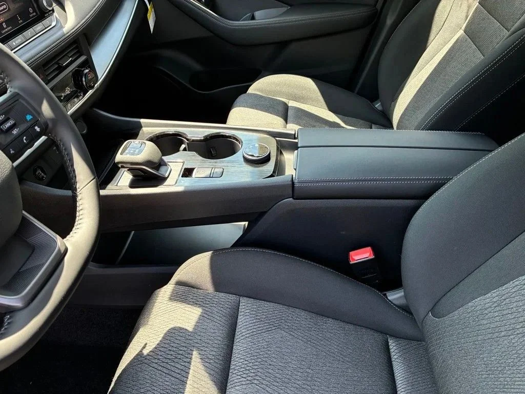 Used 2025 Red Nissan SV image 18