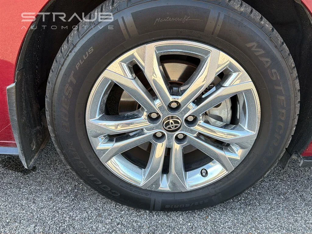 Used 2022 Ruby Flare Pearl TOYOTA  image 10