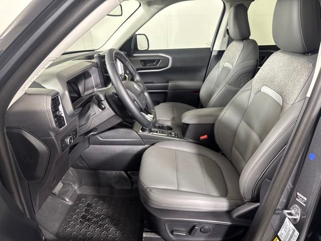 Used 2025 Gray Ford Badlands image 11