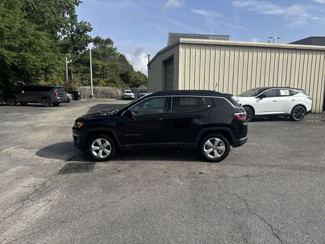 Used 2018 Black Jeep Latitude image 8