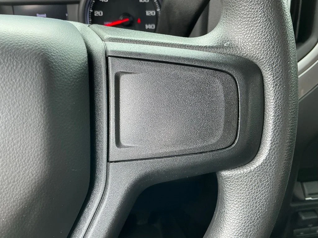 Used 2024 White Chevrolet Custom image 41