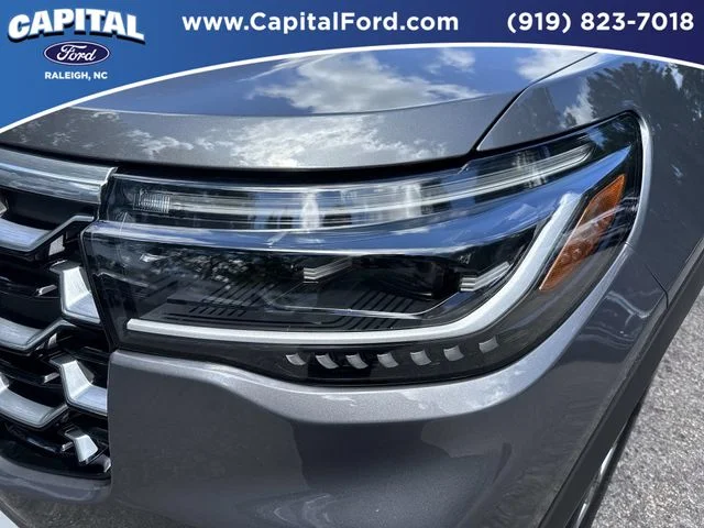 Used 2025 Gray Ford Platinum image 11