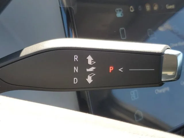 New 2027 Summit White Chevrolet RS image 32