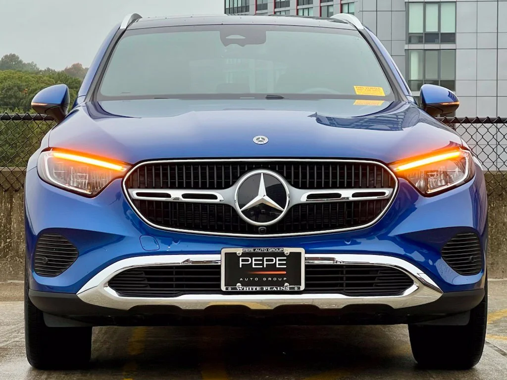 Certified Used 2026 Blue Mercedes-Benz GLC 300 image 3