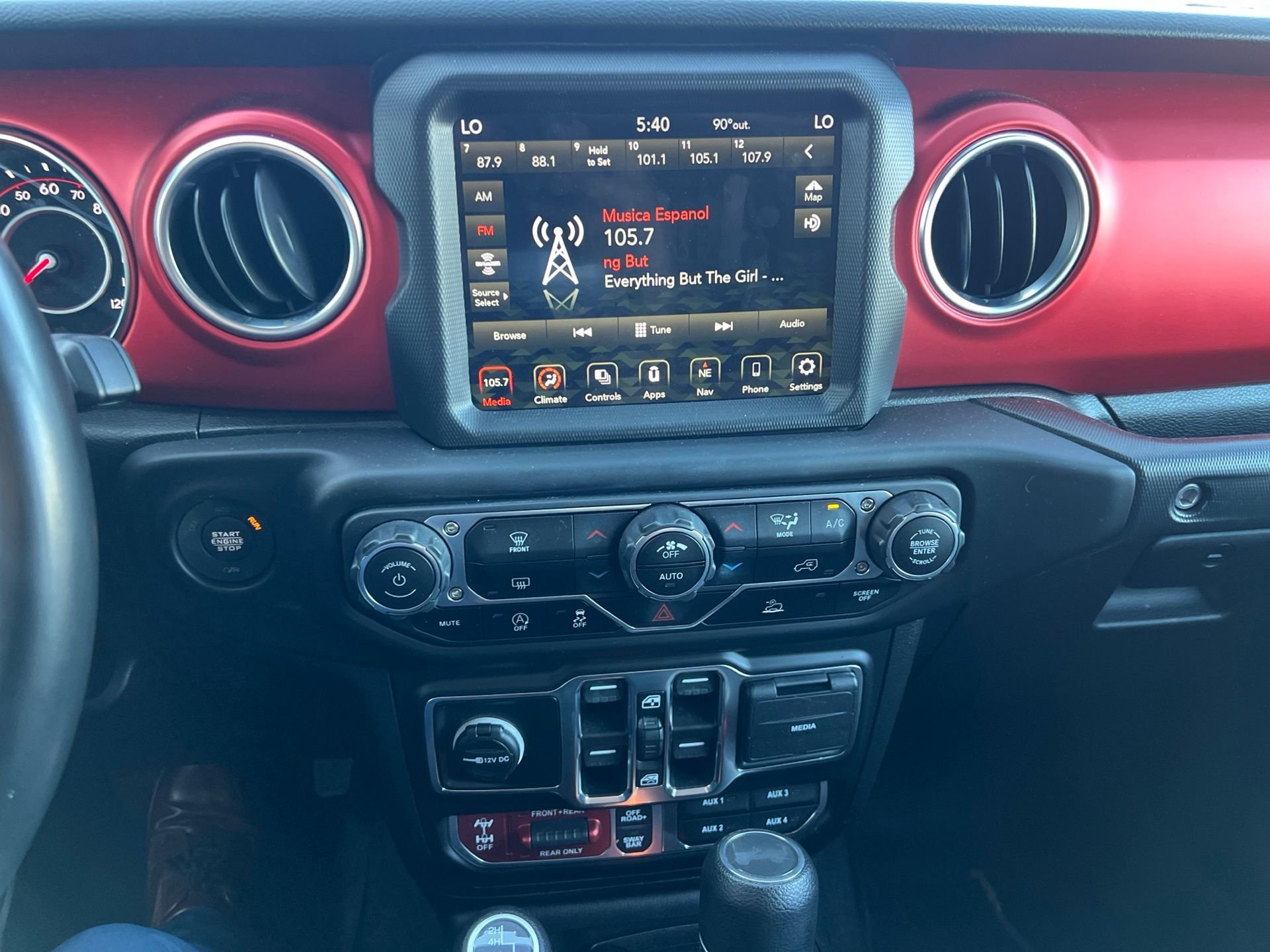 Used 2022 Gray Jeep Unlimited Rubicon image 33