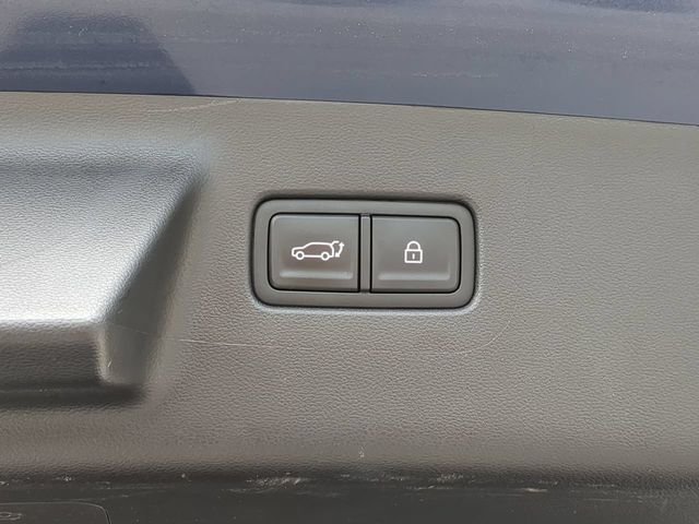 Used 2025 Blue Hyundai SEL image 15