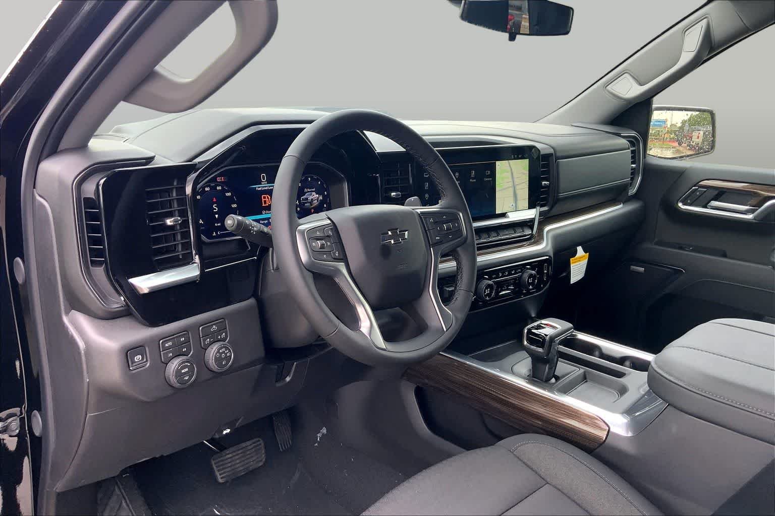 2026 Chevrolet Silverado 1500 LT Trail Boss - Photo 9