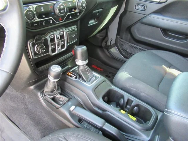 Used 2023 Gray Jeep Overland image 17