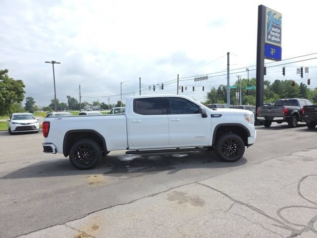 Used 2022 SUMMIT WHITE GMC Elevation image 5