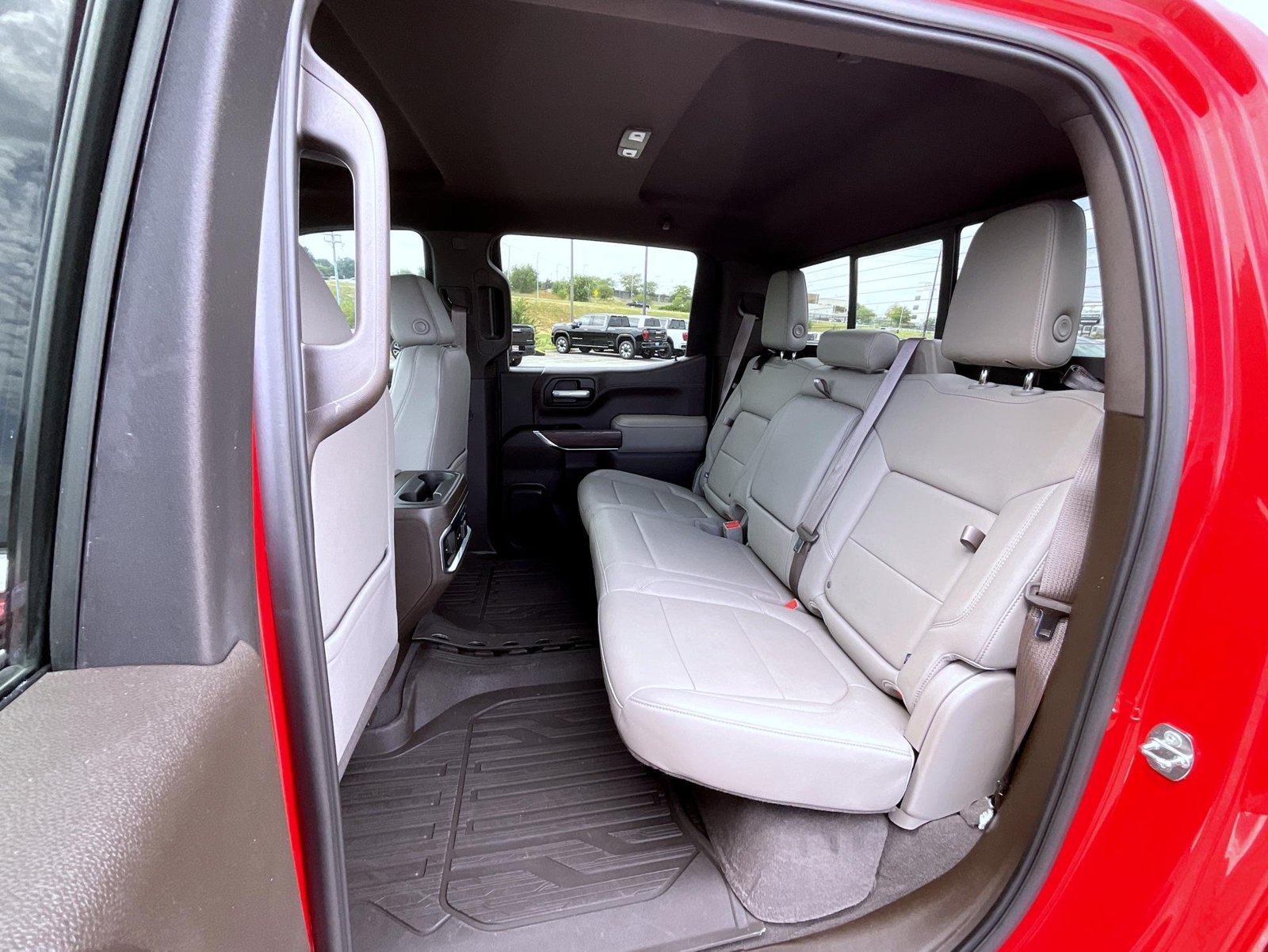 2021 GMC Sierra 1500 SLT - Photo 19