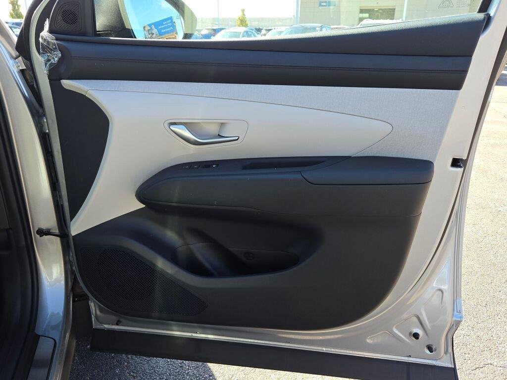New 2026 Shimmering Silver Hyundai SEL Premium AWD image 6