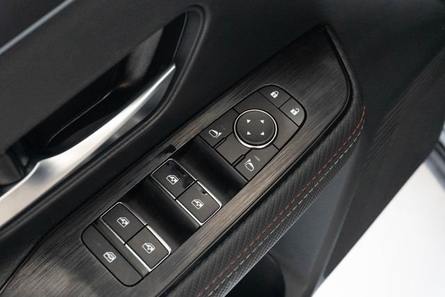Used 2025 Gray Nissan SR image 9