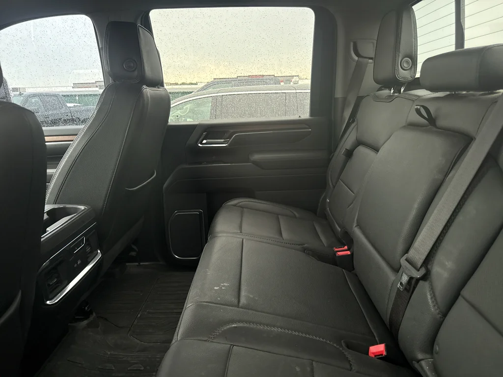 Used 2024 Onyx Black GMC Denali image 10