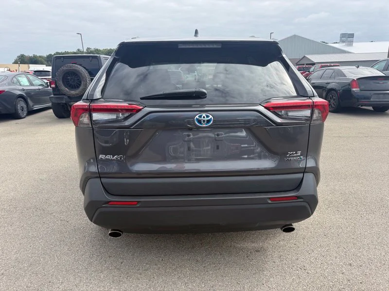 Used 2022 Gray Toyota XLE image 17