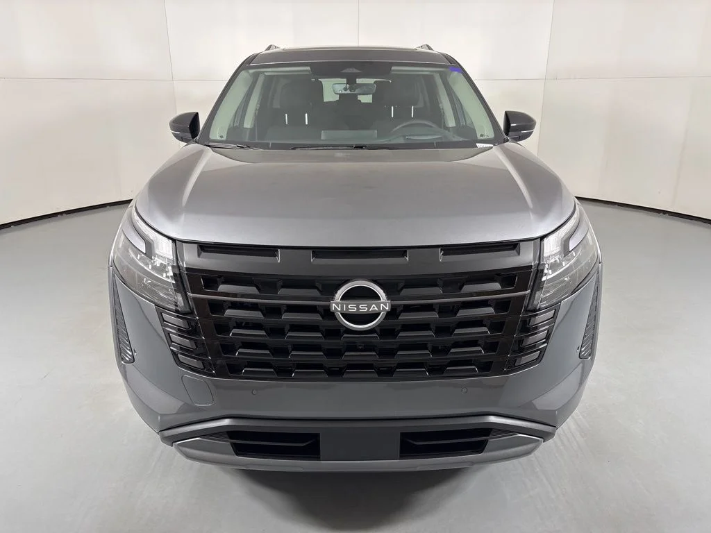 New 2026 Gun Metallic Nissan Platinum image 3