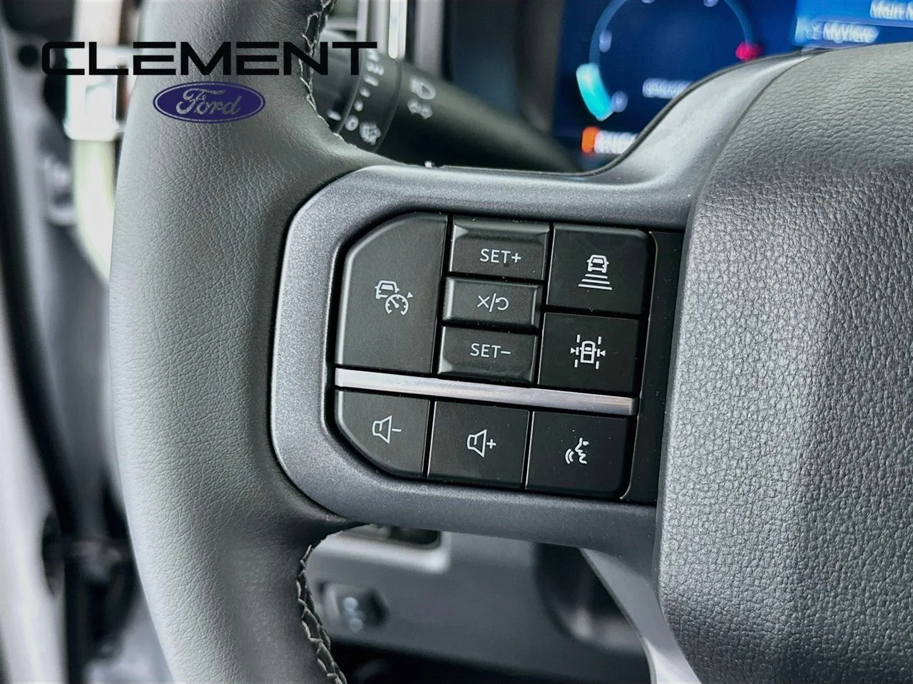 New 2026 Oxford White Ford F-350® Lariat® image 15