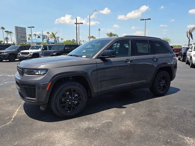 New 2026 Baltic Gray Metallic Clearcoat Jeep Laredo Altitude image 3
