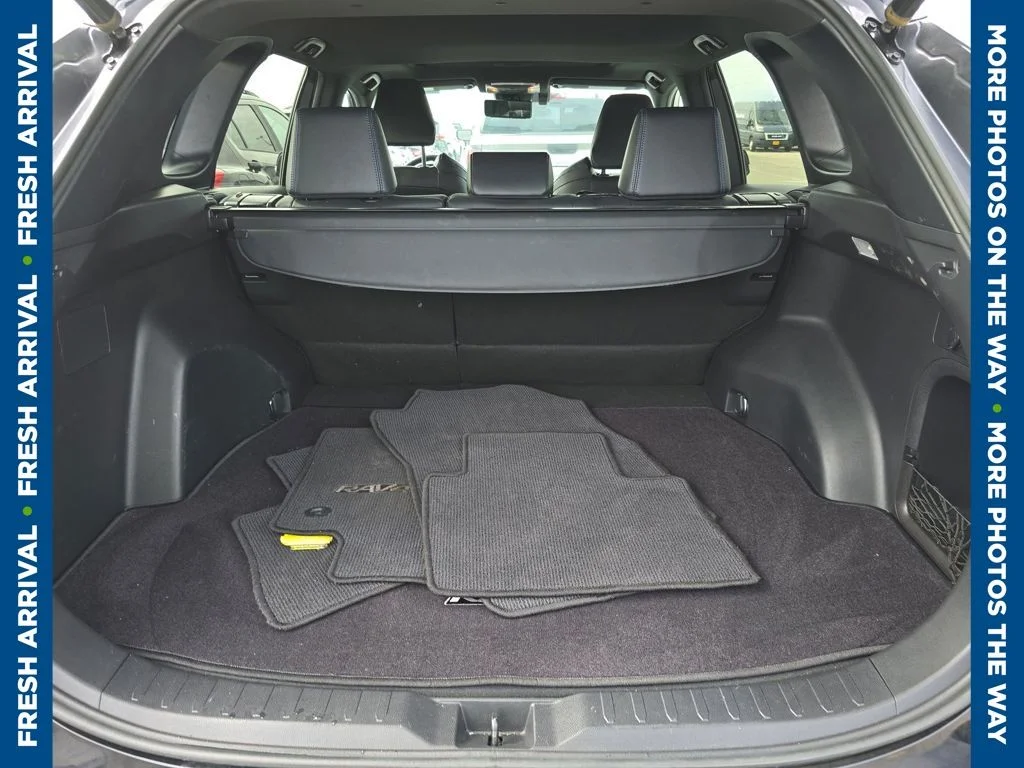 Used 2019 Gray Toyota XSE image 10