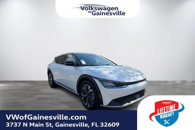 2024 Kia EV6 Light's photo