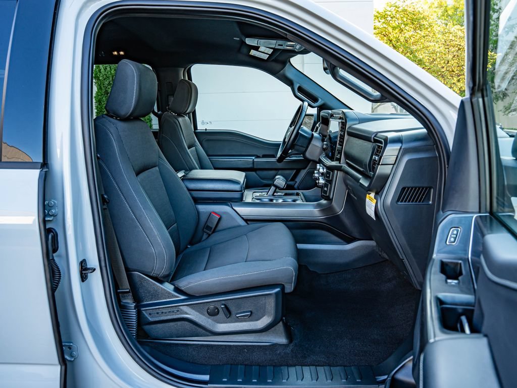 Used 2024 Avalanche Ford XLT image 27