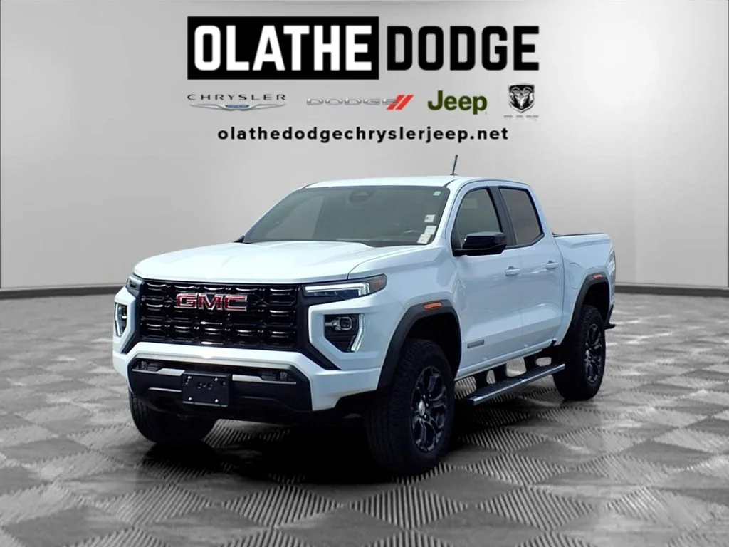 2023 GMC Canyon 2WD Elevation Crew Cab Short Box's photo