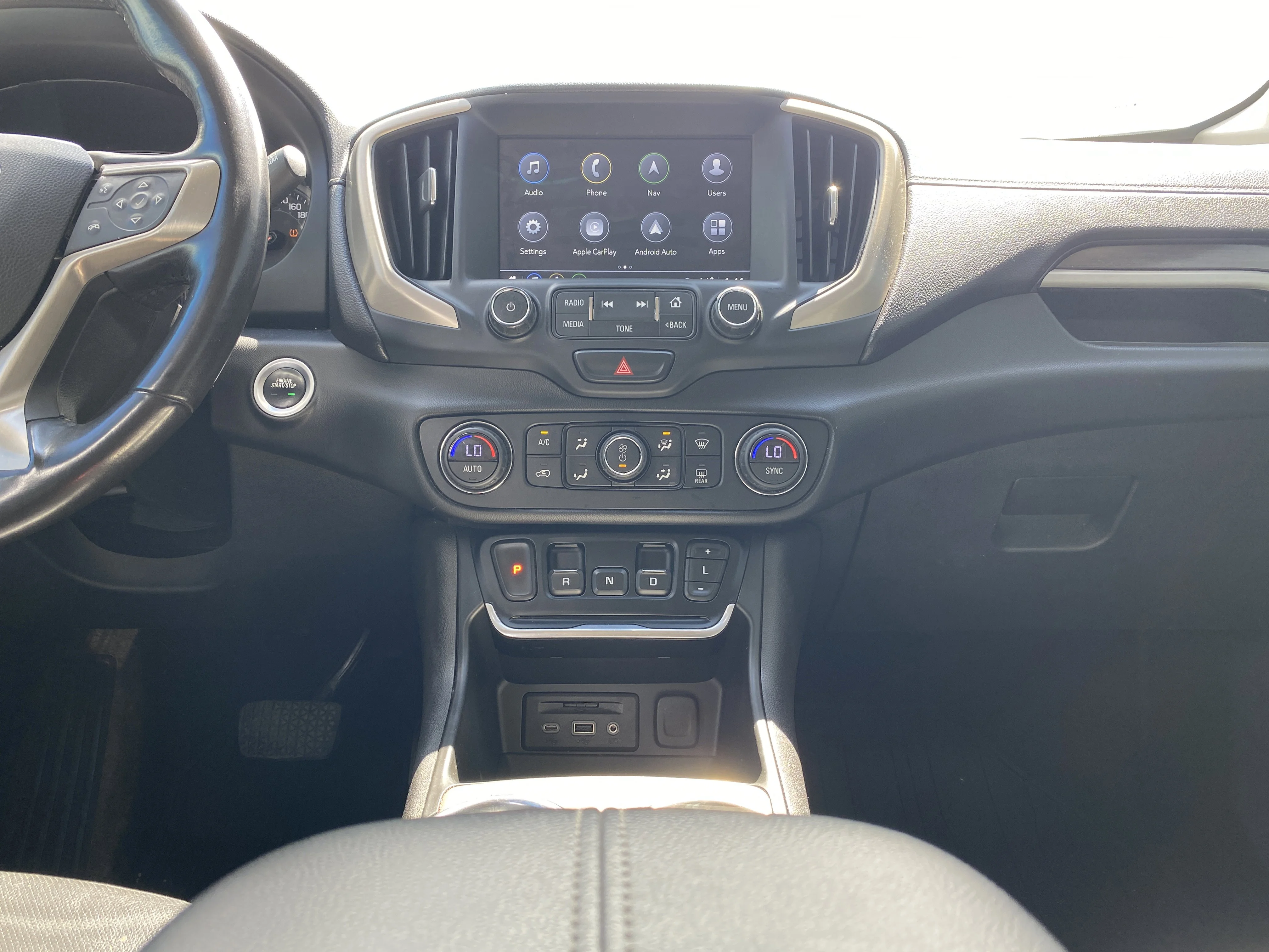 Used 2018 Black GMC Denali AWD image 14