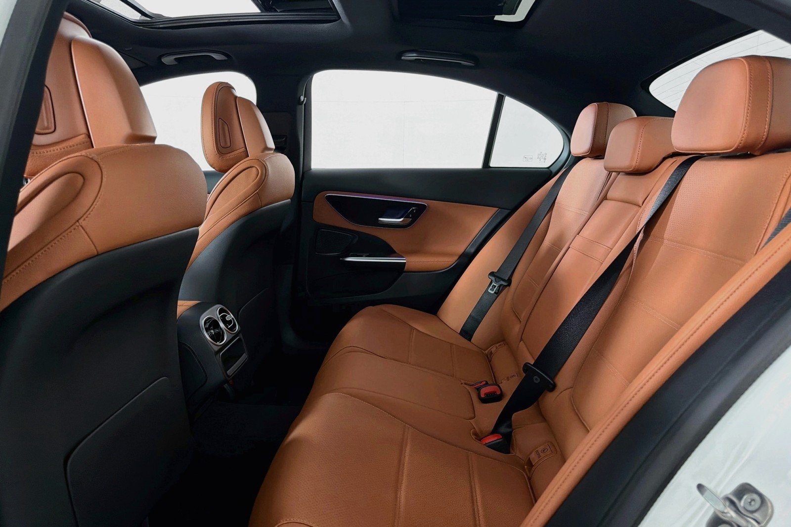 New 2026 Polar White Mercedes-Benz C 300 Sedan image 7