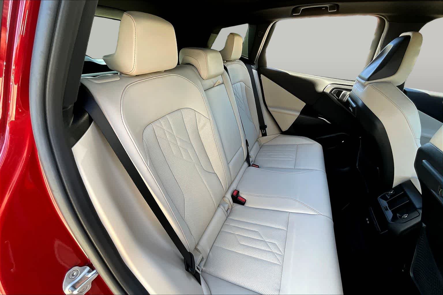 Used 2026 Vegas Red Metallic BMW 30 xDrive image 19