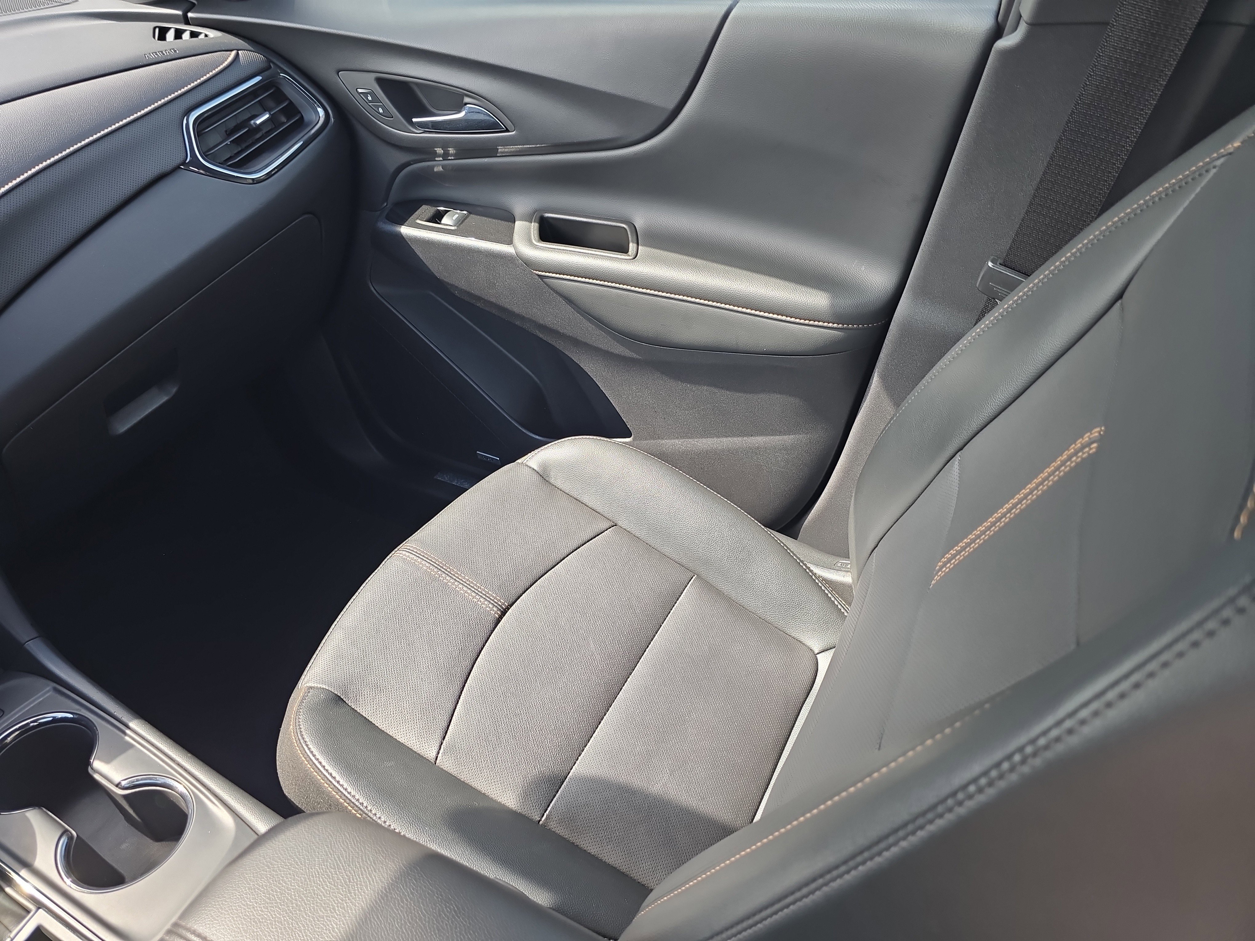 Used 2024 Sterling Gray Metallic Chevrolet Premier image 16