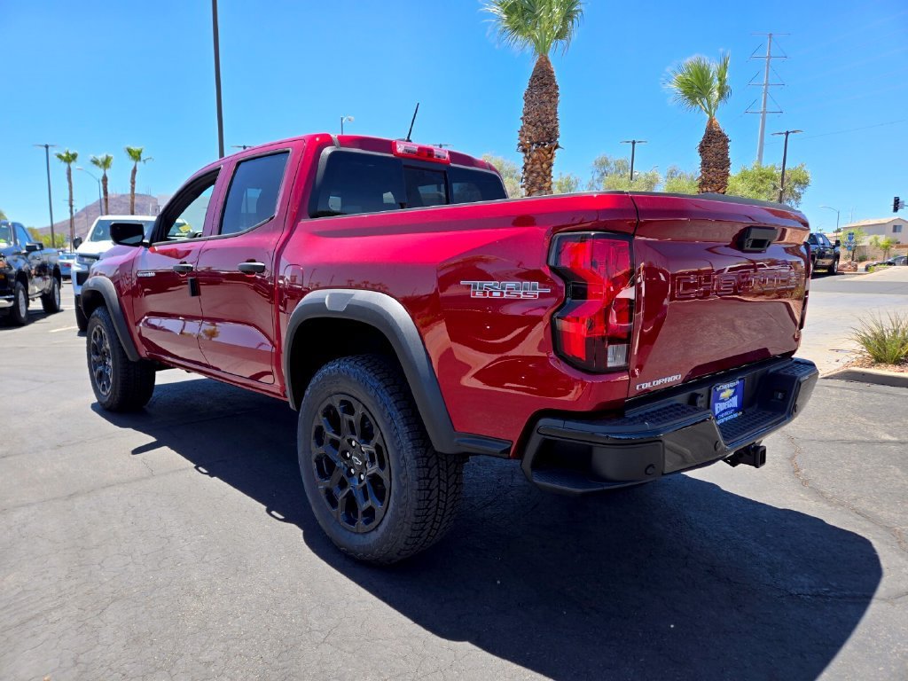 2026 Chevrolet Colorado Trail Boss - Photo 3
