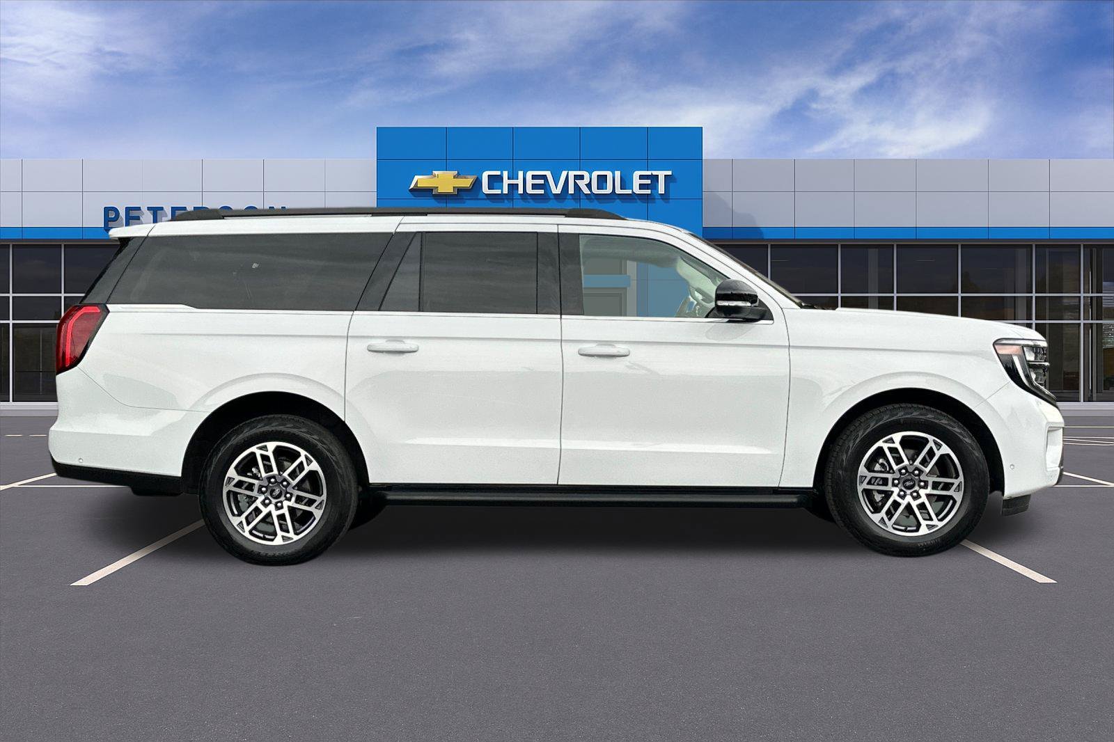 Used 2025 White Ford Active image 3