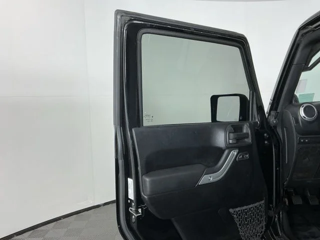 Used 2012 Black Jeep Unlimited Rubicon image 11