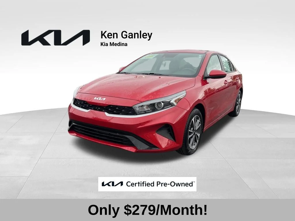 2024 Kia Forte LXS AT's photo