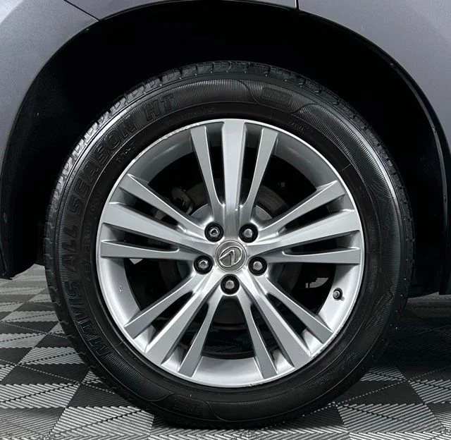 Used 2015 Gray Pearl Lexus 350 image 11