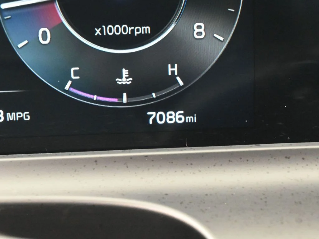 Used 2025 Steel Gray Kia EX image 29