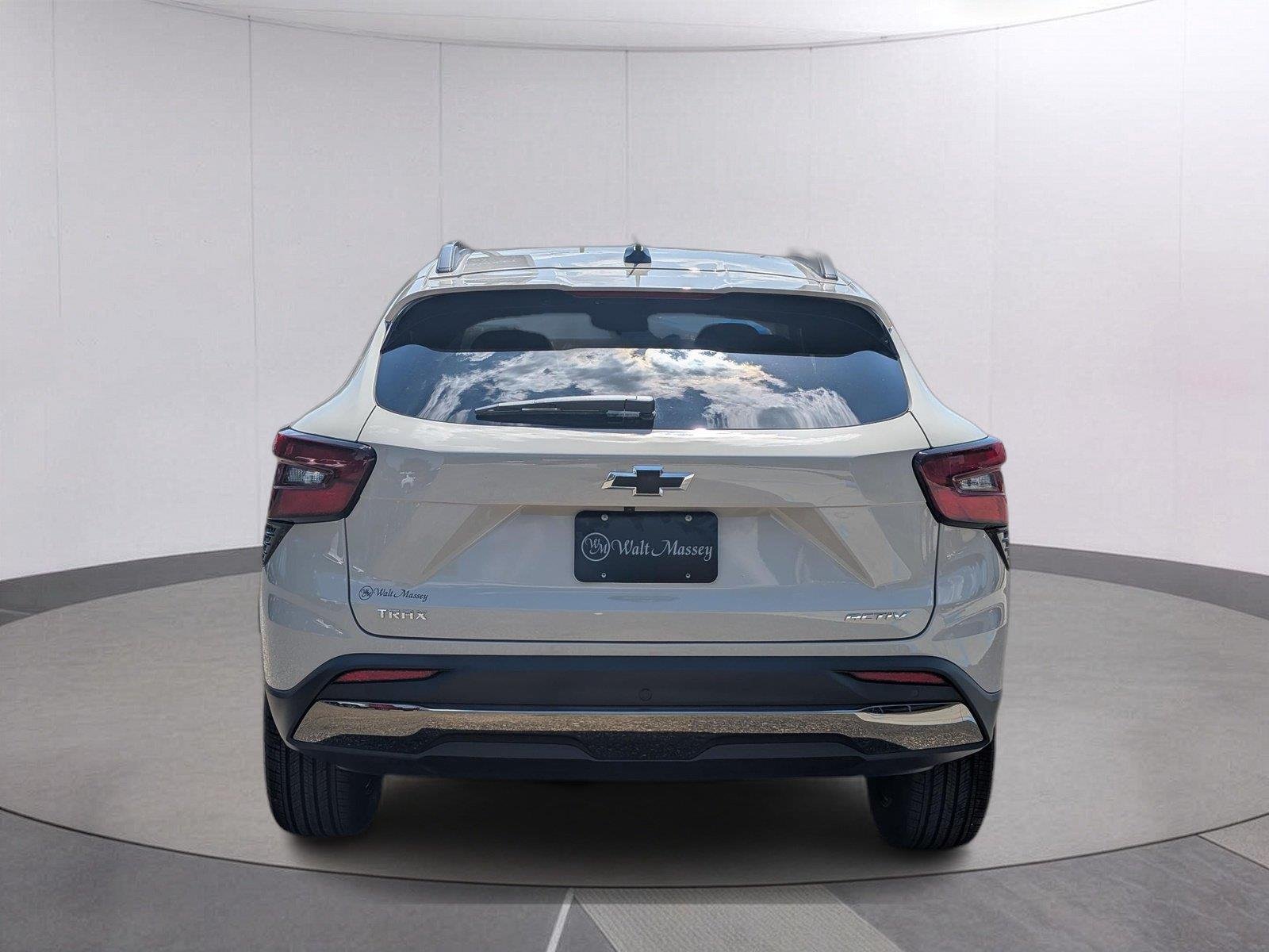 New 2026 White Sands Chevrolet ACTIV image 4